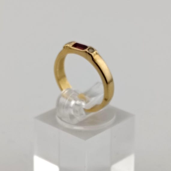 Vintage Signed Avon Ruby Red Rectangle and Round … - image 4