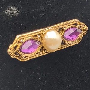 Vintage 1928 Mfg Co Royal Purple and Faux Pearl Cabochon Bar Pin June and February Birthstone Pin Vintage 1928 Costume Jewelry K956 image 10