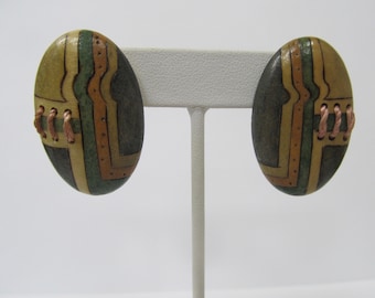Retro Painted Wooden Oval Earrings Item K # 2490