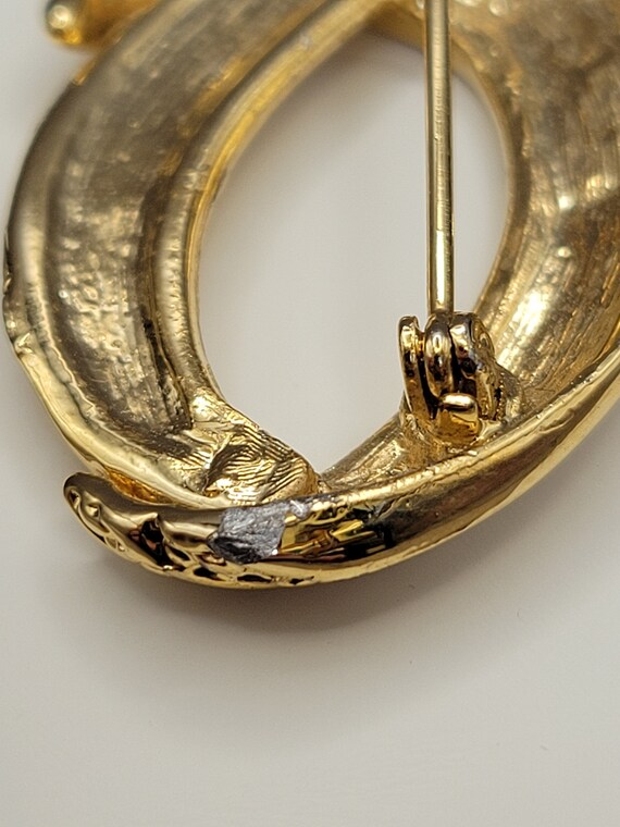 Vintage Texture Overlapping Loop Design Pin - Gol… - image 6