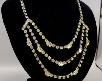 Collier Ancien En Perles De Verre à Facettes - Bijou Vintage Français Sans Marque