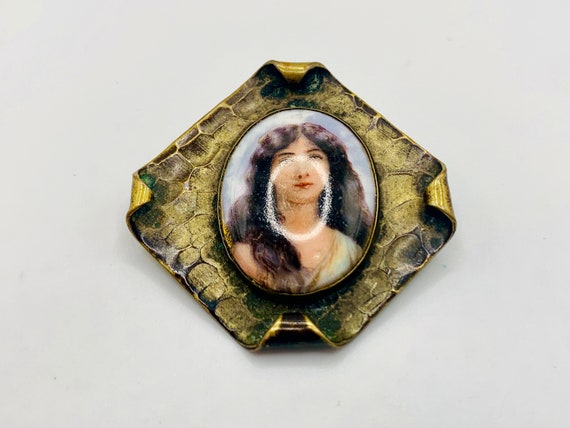 Vintage Antique Portrait Pin Item K # 1924 - image 1