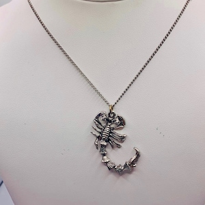 Vintage Scorpion Scorpio Necklace Item K # 3206