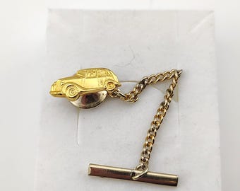 Vintage Gold Tone Miniature Automobile Tie Tac : Detailed Classic Car Lapel Pin