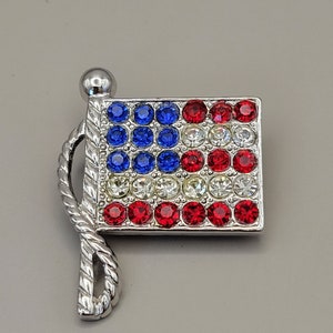 American Flag Rhinestone Pin - Patriotic Jewelry - Vintage American Flag Brooch - Rhinestone Flag Lapel Pin - American Flag Jewelry  K#184