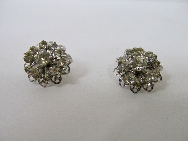 SARAH COVENTRY Sparkling Clear Rhinestone Earrings Item K # 3318