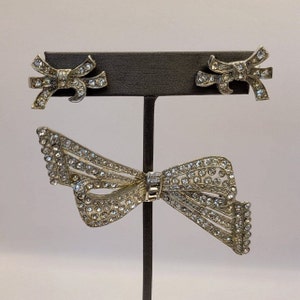 Vintage Sparkling Rhinestone Bow Pin and Screw Back Earring Set Tied Ribbon Brooch and Earrings Set Adorned with Clear Rhinestones - K#589