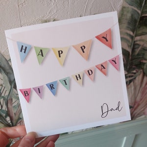 Personalisierte Happy Birthday Girlandenkarte - Bunte Regenbogen Geburtstagskarte für jedes Alter - Süßes & einfaches Design