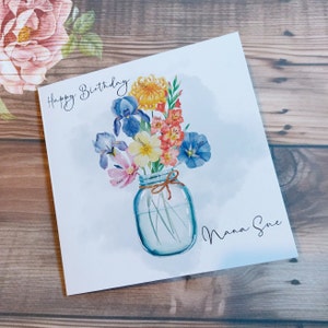 Niedliche Blumen-Geburtsmonat Karte für Omas, Mamas, Nana's und Omas. Blumenstrauß oder Strauß nach Maß mit Geburtsblumen.