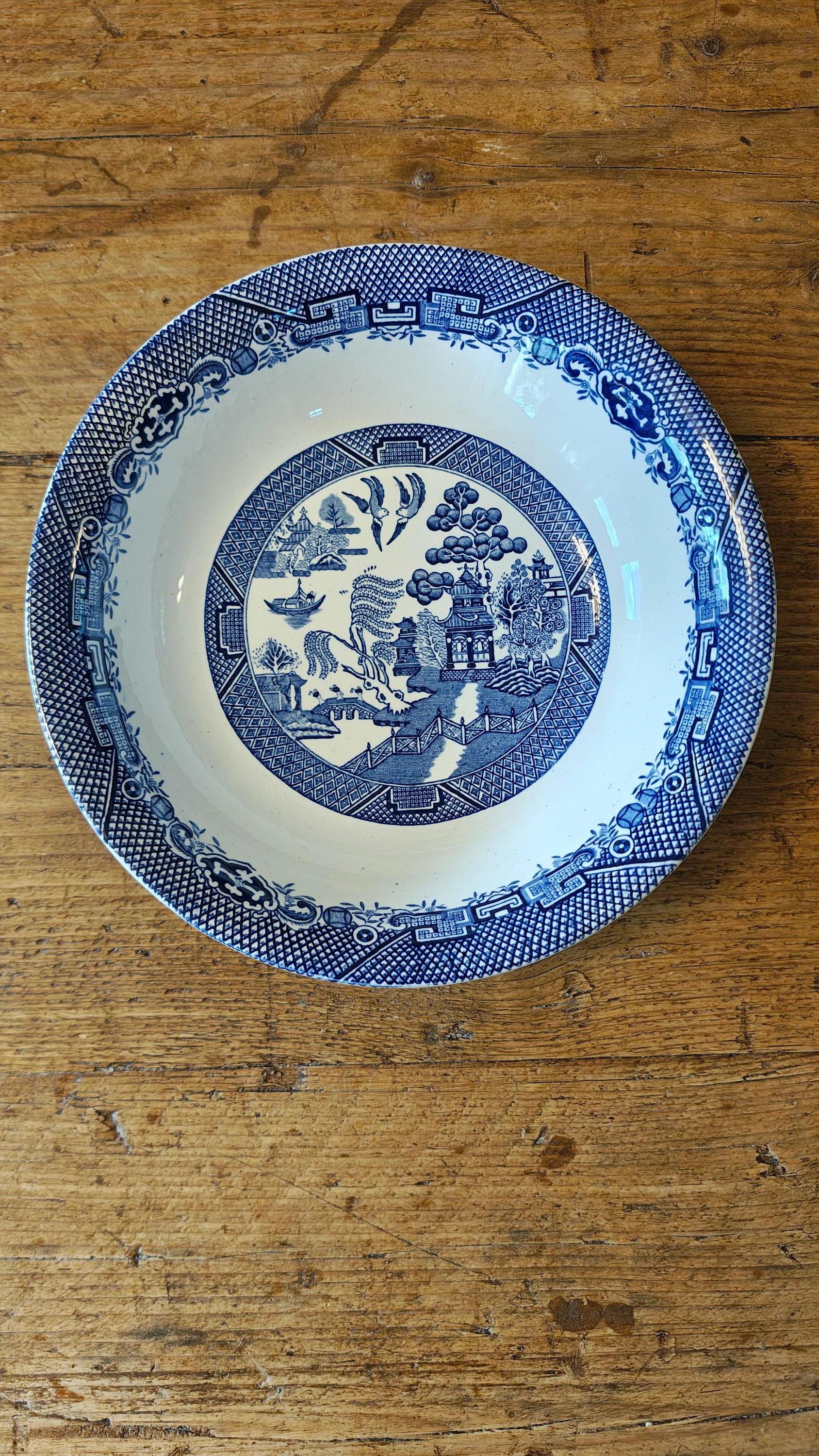 Large Vintage Blue Willow Bowl - Etsy