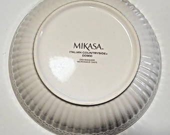 Lot of 8 Mikasa Italian Countryside DD900 Fruit Dessert Bowls White Set
