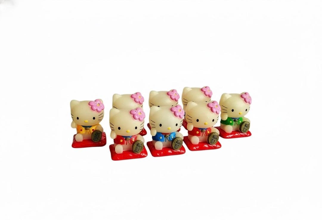 Vintage Hello Kitty Maneki Neko Lucky Cat Figurine, Dated 2000