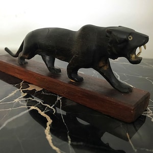 Vintage Black Carved Panther Sculpture on Rosewood Base Calcutta India Museum Speciman Vintage Travel Souvenir Mid-Century Sculpture