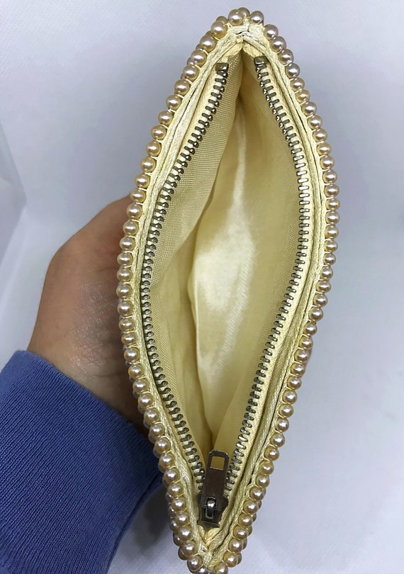 Vintage La Regale Japan Ecru Seed Pearl Zipper Clutch Purse -  Denmark