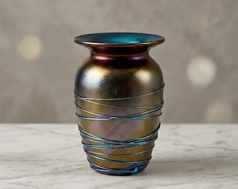 Elaine Hyde Art Glass Vase – 1991 Signed Iridescent Studio Glass, Threaded Design
