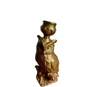 Vintage Brass Owl Candle Holder with Green Glass Eyes – Unique Retro Home Décor, Boho Owl Figurine, Mid-Century Brass Collectible