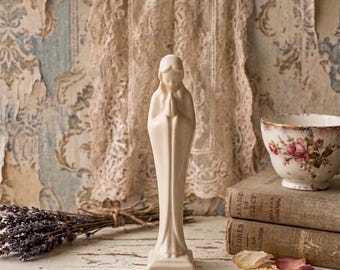 Vintage Goebel Sacrart Madonna Figurine HM 60, Mid Century Porcelain Virgin Mary (5.25")