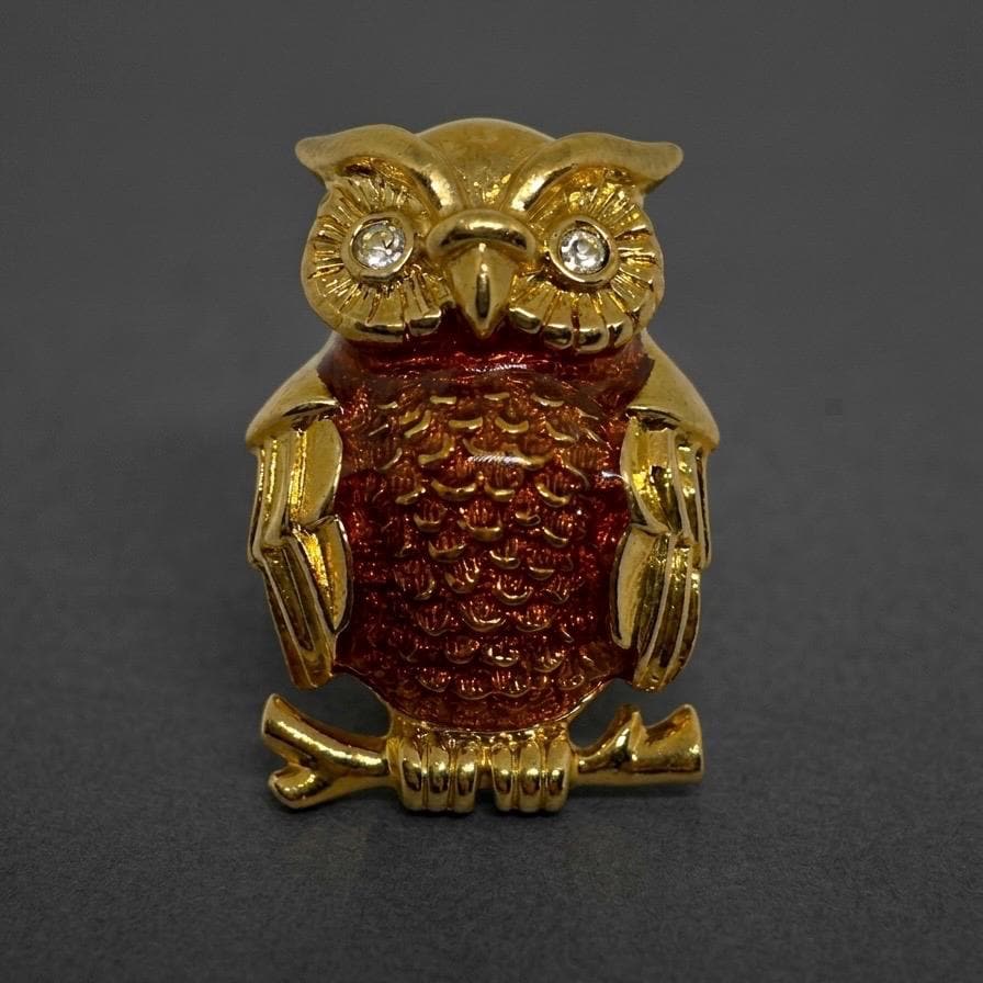 Vintage 1989 Avon Precious Sentiments Owl Pin &ndash; Goldtone with Topaz Belly &ndash; Collectible 