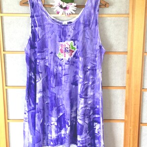 Periwinkle tunic with hibiscus