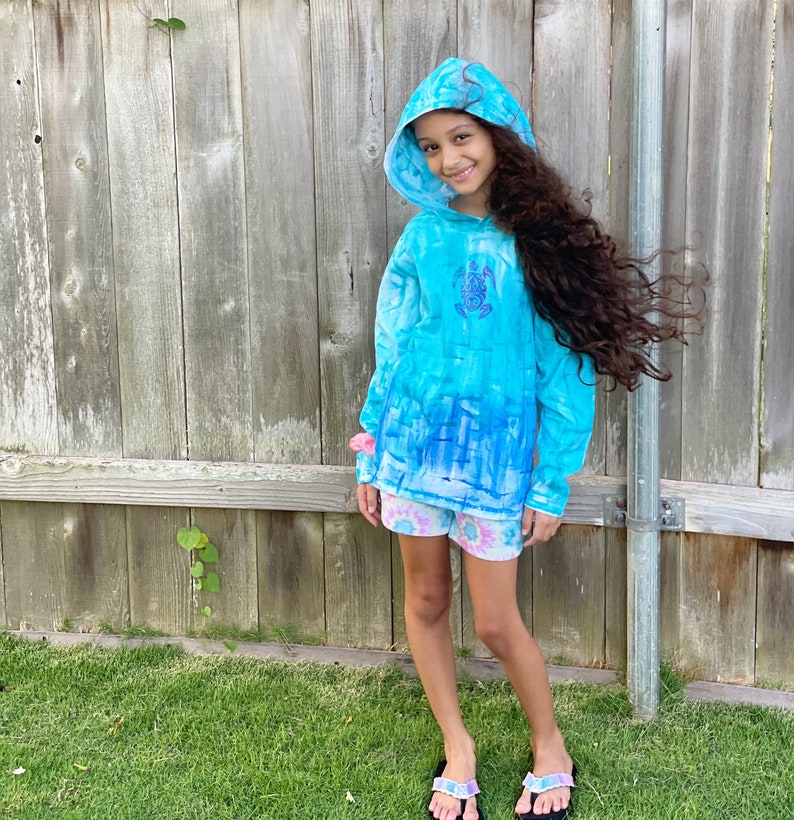 Hand Painted Childrens Hoodie Cotton Hoodie Ombre Hoodie Kauai Hawaii Hoodie Kids Hoodie Toddler Hoodie 2T-14/16 Unisex Kids Hoodie blue ombre with honu