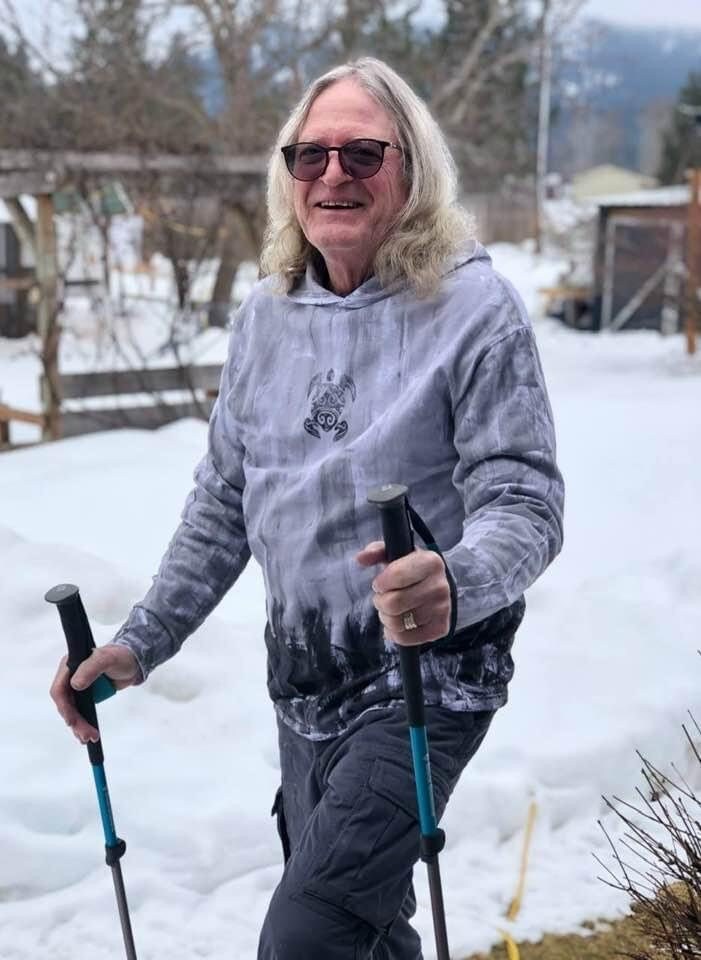 Hand-Painted Ombre Cotton Hoodie: Unisex Kauai Style