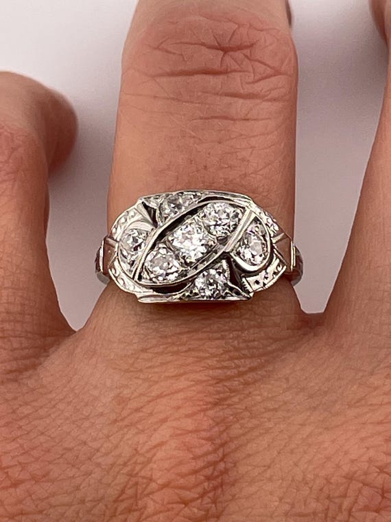 Art Deco Diamond Ring - image 4
