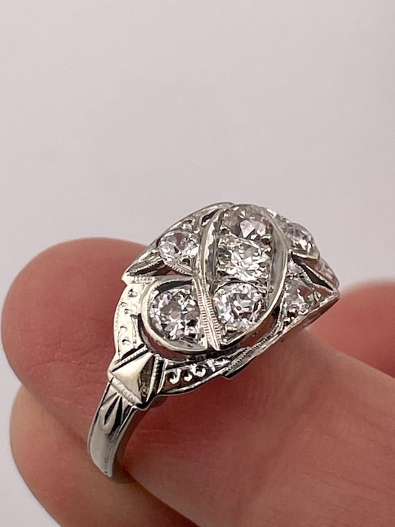 Art Deco Diamond Ring - image 3