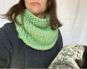 Chunky Knit Cowl, Chunky infinity Scarf, Chunky Neck Warmer, Bulky Cowl