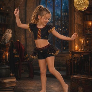 Wizard Dance Cheer Crisscross Crop Biker or Legging Set / Tumbling/ Active Wear for Kids/ Dance costume