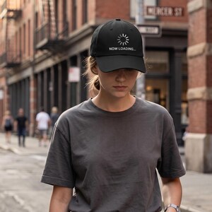 Jetzt im Ladevorgang – Bestickte Baseballkappe aus Baumwoll-Twill | Gamer- und Programmierer-Dad-Cap