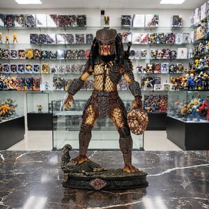 Alien Trophy Hunter STL | Sci-Fi Jungle Warrior Statue | 30cm High Detail Space Collectible | 3D Print Model | Digital Download