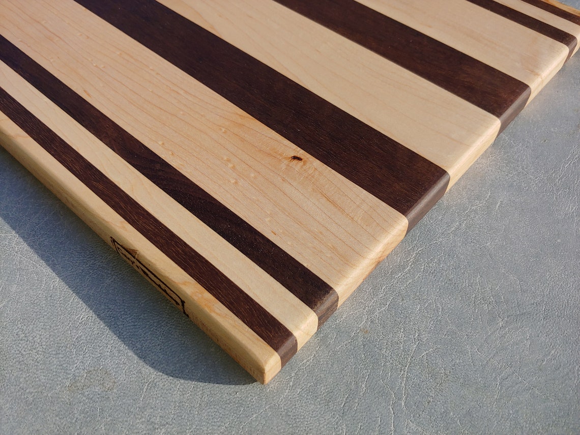 Peruvian Walnut Eastern Maple Cutting Board - Etsy