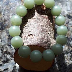 14mm green nephrite bracelet