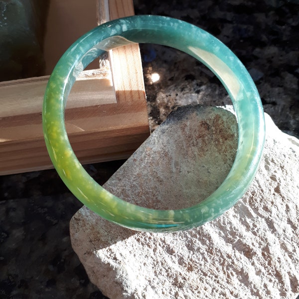 56.9mm - Bi-color blue and yellow Guatemala jadeite bangle #10