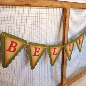 BELIEVE &quot; Christmas Banner - Happy holidays - Vintage style - Garland - Red and Green - Rustic pennant