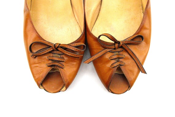 cognac kitten heels