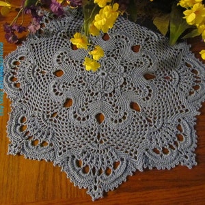 ROYAL CROWN; Crochet Doily Pattern; PDF; Kristoffersen; Victorian Decor; Thread Art; crochet thread; Popular Rug & Home Decor, Cottage Chic