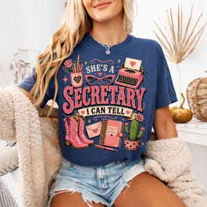 Sekreterare Grafisk T-shirt, västerländsk stil kontorshumor T-shirt