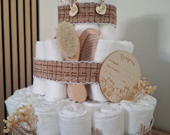 Torta di pannolini a 3 piani