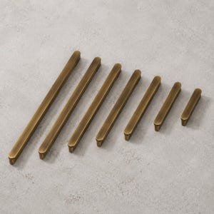 Solid Brass Cabinet Pull, Brushed Bronze Drawer Handle, Minimalist Cupboard Hardware, Modern Wardrobe Pull, Kitchen Dresser Upgrade