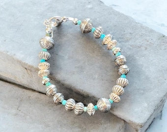 Native America Sterling Silver Navajo Pearl and Turquoise Bracelet