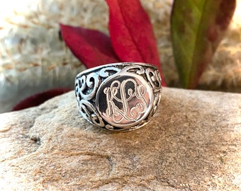 Sterling Silver Monogrammed Scroll Pattern Chunky Ring