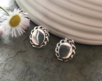 Sterling Silver Monogrammed Oval Stud Earrings With Rope Edging