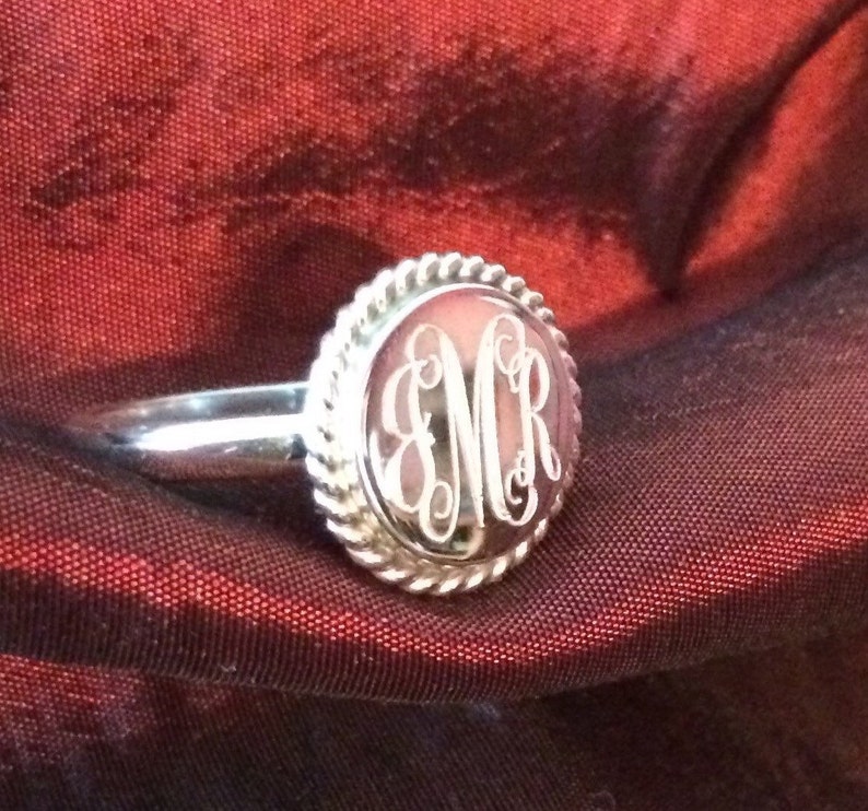 Sterling Silver Monogrammed Ring Round with Rope Edge image 2