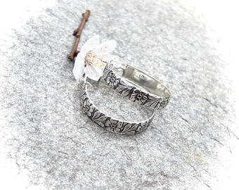 Flower Patterned Hoop Earrings in Sterling Silver
