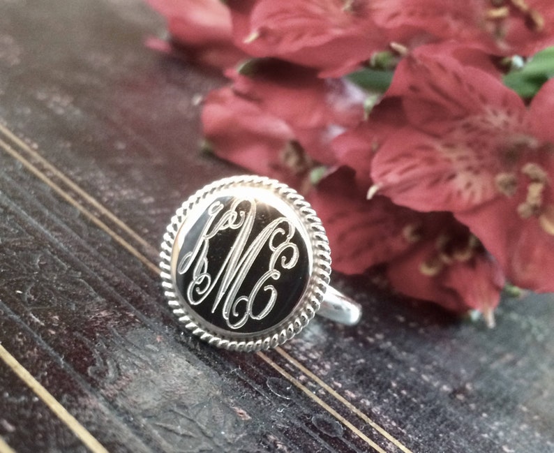 Sterling Silver Monogrammed Ring Round 