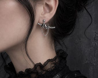 Gothic Katana Earrings, Japanese Y2K Samurai Sword Ear Jacket, Punk Grunge Chain Earring, Anime Inspired Unisex Jewelry for Men and Women