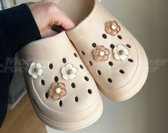 Brown and Cream Jelly Flower Shoe Charm Set
