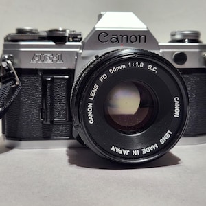 Vintage Canon AE-1 Program 50mm F/1.8 Kit Lens Film SLR