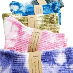 COMFORTABLE Tie Dye Cotton Socks/ Extra Soft Bottom Cushion/ Sneakers Socks/Cotton Socks/High-Quality Warm Socks/ Gift a Girl and Women
